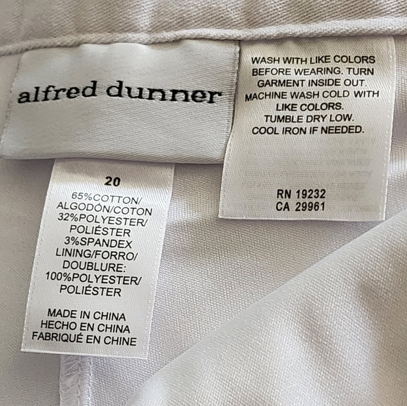 Alfred Dunner White Stretch Woman's Skort Zip & Button Closure Pockets Sz 20 NWT - Picture 8 of 11